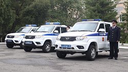 В Челябинской области полицейских поздравили со столетием патрульно-постовой службы