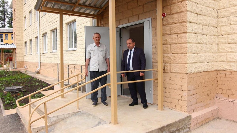 В Кусинском районе 33 семьи из аварийных домов получили ключи от новых квартир