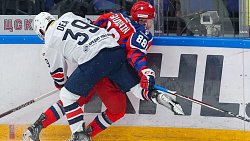 Магнитогорский клуб «Металлург» одержал первую победу в чемпионате КХЛ