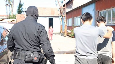Полицейские Челябинска обнаружили двух иностранцев, незаконно работающих на одном из предприятий