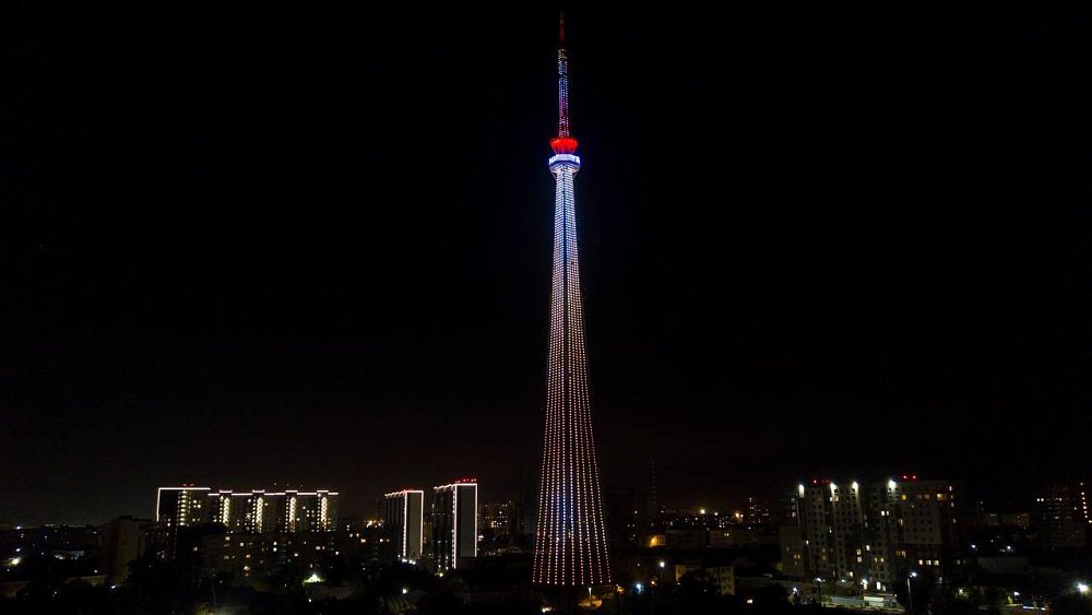 Челябинскую телебашню на День города украсят изображениями верблюдов