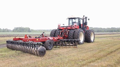 Челябинские аграрии увеличили закуп сельхозтехники в уборочную кампанию