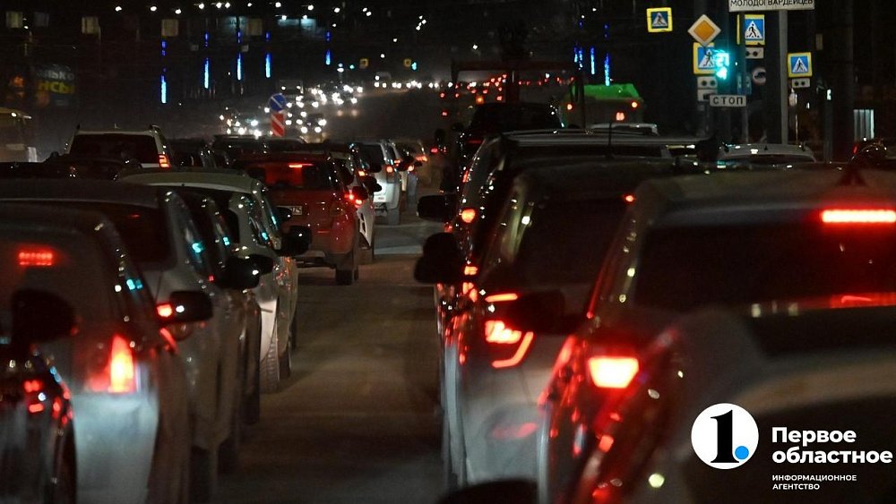 В мэрии Челябинска пообещали, что пробки на проспекте Ленина исчезнут к концу сентября