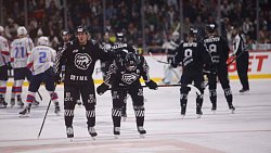 Хоккеисты «Трактора» уступили «Ладе» в первой домашней игре в чемпионате КХЛ