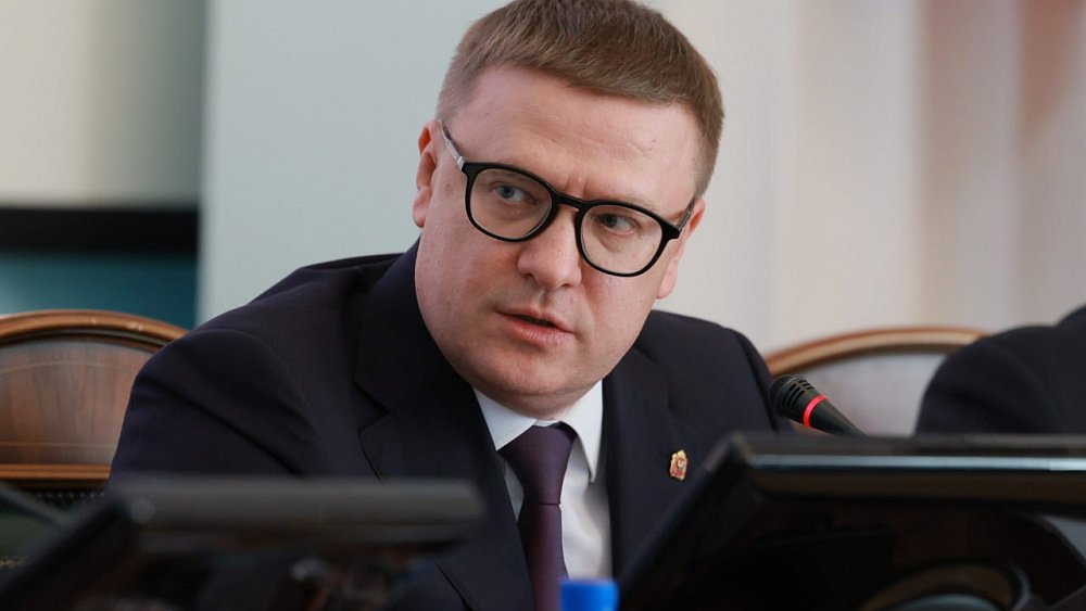 Губернатор Алексей Текслер поручил сохранить каждый центнер зерна