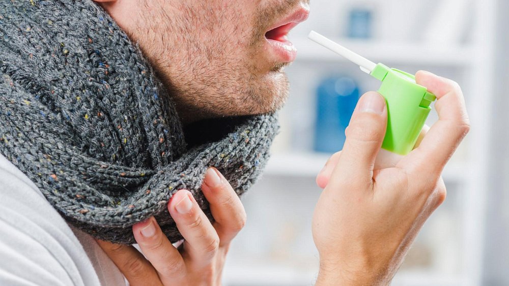 Как отличить ангину от обычной боли в горле