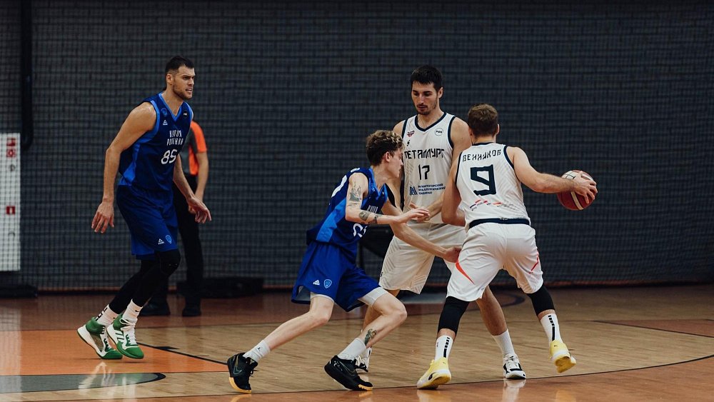 Баскетболисты «Металлурга» стали серебряными призерами предсезонного турнира в Ижевске