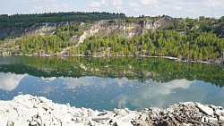 В Еманжелинском районе начали расчистку несанкционированной свалки