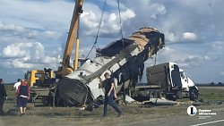 Мазутовоз опрокинулся на трассе в Челябинской области