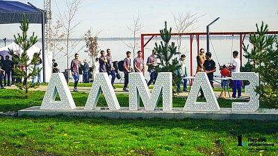 В Челябинске официально открыли новую набережную на Первом озере