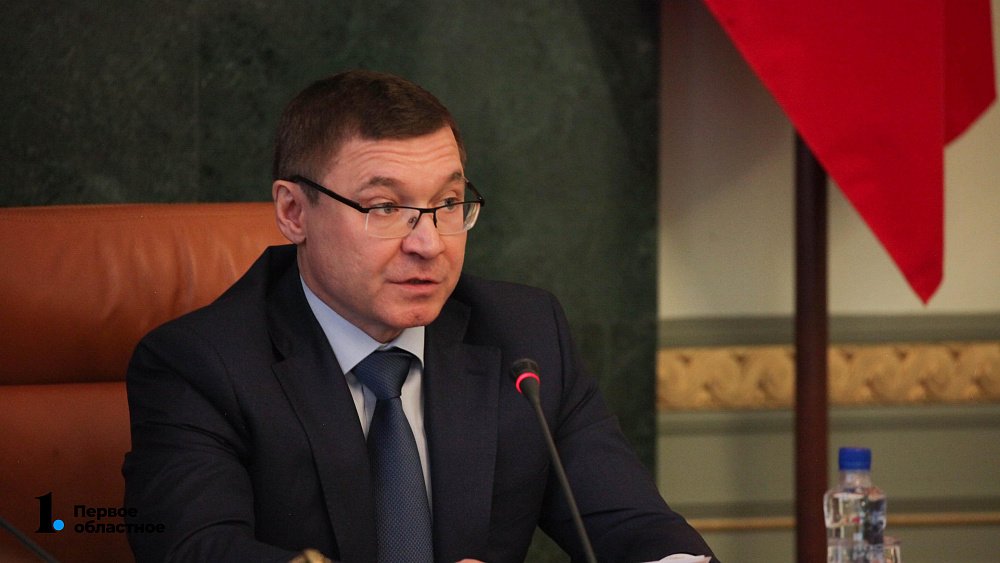 Владимир Якушев предложил ввести родительский контроль за питанием во всех школах УрФО