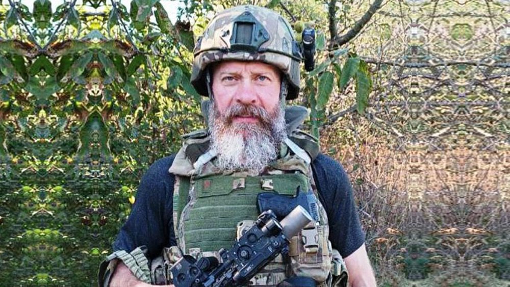 Президент России разрешил челябинскому депутату остаться на передовой