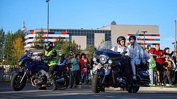 В Карабаше закрыли мотосезон байкерской свадьбой