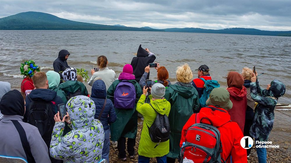 Школьникам раздадут по 7 тысяч рублей на турпоездки по Челябинской области