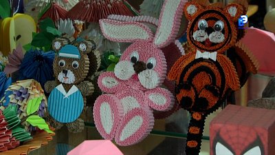 В Миассе современных детей развивают старинной техникой оригами