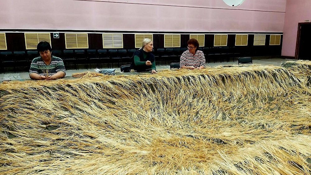 Тент размером с «трешку» для бойцов СВО сшили мастерицы Челябинской области