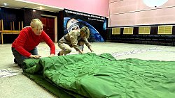 Тент размером с «трешку» для бойцов СВО сшили мастерицы Челябинской области