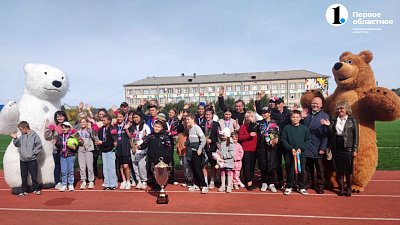 Юные спортсменки из Фершампенуаза стали победительницами в Москве на Всероссийском турнире «Футбол в школе»