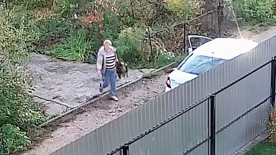 Похитительница свеклы попала на видео в Магнитогорске