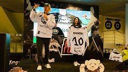 Хоккейный клуб «Трактор» собрал более 400 тысяч рублей на благотворительном аукционе