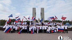 В Челябинске состоялся автопробег в честь дня рождения Владимира Путина