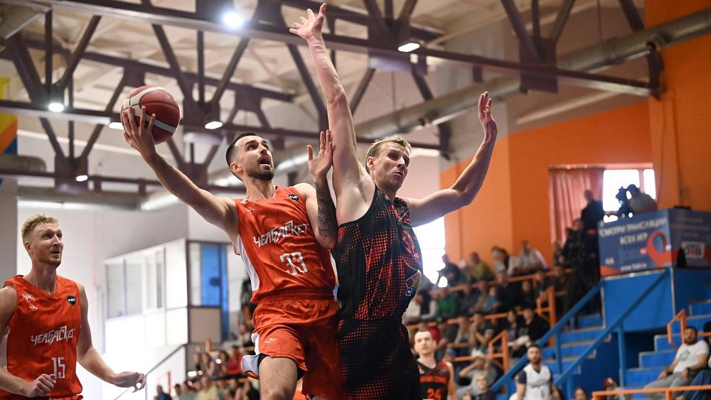 Команда «Челбаскет» с поражения стартовала в российской Суперлиге
