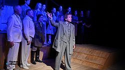 Челябинский НХТ отметил юбилей постановкой «Корабль-театр»