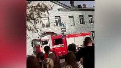 В Челябинске учеников школы эвакуировали из-за возгорания
