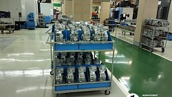 Губернатор Алексей Текслер посетил учебно-производственный центр машзавода «Агрегат»