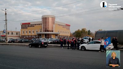 Челябинцы поздравили Президента с Днём рождения