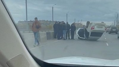 Легковой автомобиль перевернулся на Копейском шоссе