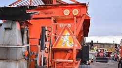 Очищать улицы Челябинска от наледи будут с помощью ледокола предстоящей зимой