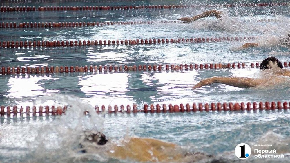В Челябинской области ребенку потребовалась помощь врачей после выброса ядовитого газа в бассейне