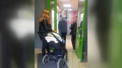 В Миассе женщина ударила мужчину и ребенка