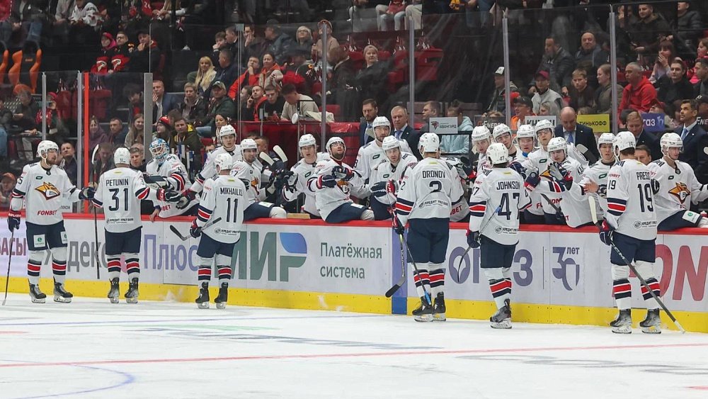 Хоккейный клуб «Металлург» уступил омскому «Авангарду» в чемпионате КХЛ