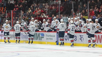 Хоккейный клуб «Металлург» уступил омскому «Авангарду» в чемпионате КХЛ