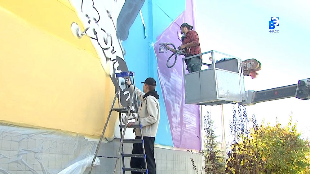 Миасцы могут проголосовать за место под новый мурал