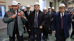 Алексей Текслер и премьер-министр Беларуси посетили автомобильный завод «Урал» в Миассе