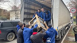 Из Копейска отправили фуру с гуманитарной помощью в Донбасс