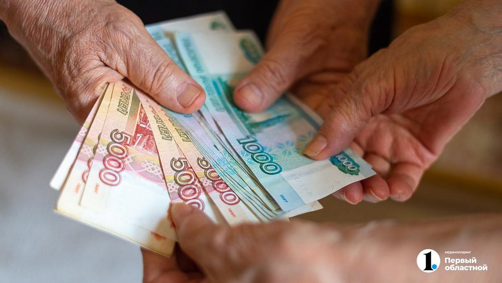 Освободителям и блокадникам Ленинграда выплатят по 50 тысяч рублей