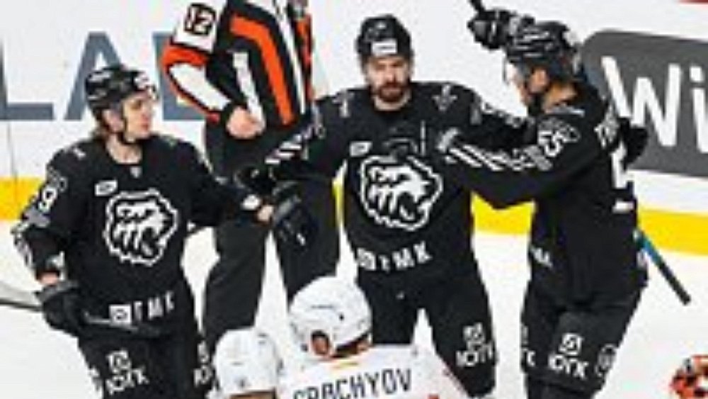 Хоккеисты «Трактора» проиграли на домашней арене «Амуру» в чемпионате КХЛ