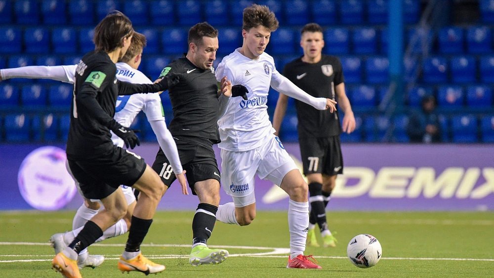 Футбольный клуб «Торпедо» уверенно выиграл у «Оренбурга» во Второй лиге Б