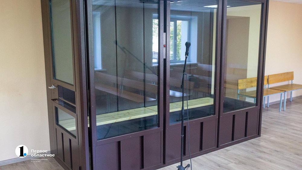 Жителю Миасса вынесли приговор за разбитое стекло троллейбуса