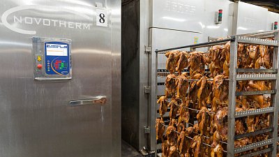 В России начало дешеветь мясо курицы