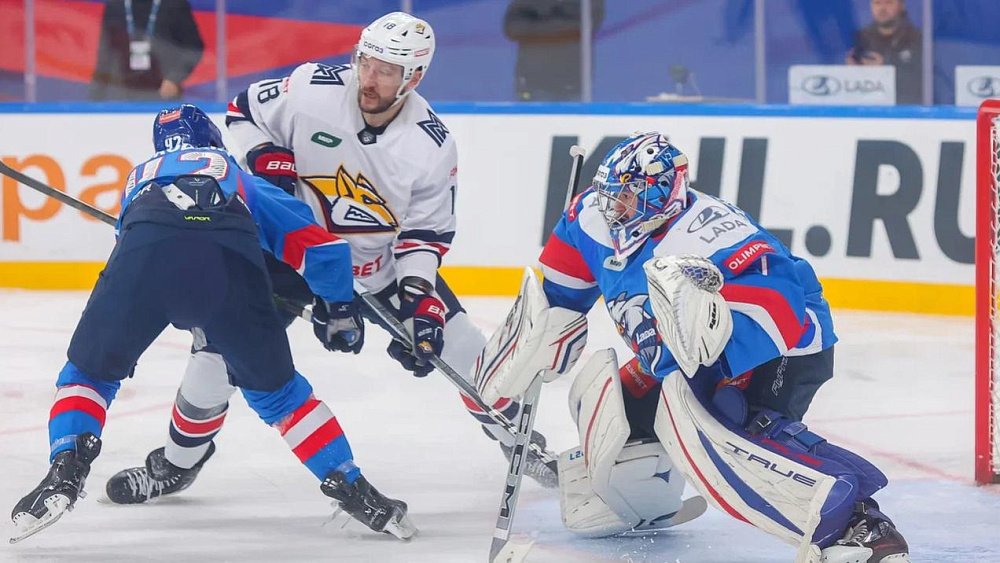 Хоккеисты «Металлурга» потерпели пятое поражение подряд в чемпионате КХЛ