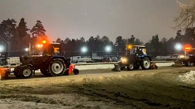 В Челябинске ночью устраняли последствия снегопада