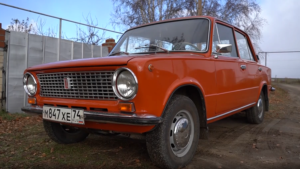 Житель Троицка отреставрировал сгнившие дедушкины «Жигули»