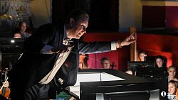 В Челябинске раскупили все билеты на мюзикл «Алые паруса»