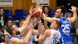 Баскетбольный клуб «Челбаскет» потерпел третье поражение подряд в чемпионате Суперлиги