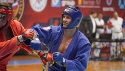 Челябинские самбисты из «Динамо» одержали победу на межрегиональном командном турнире